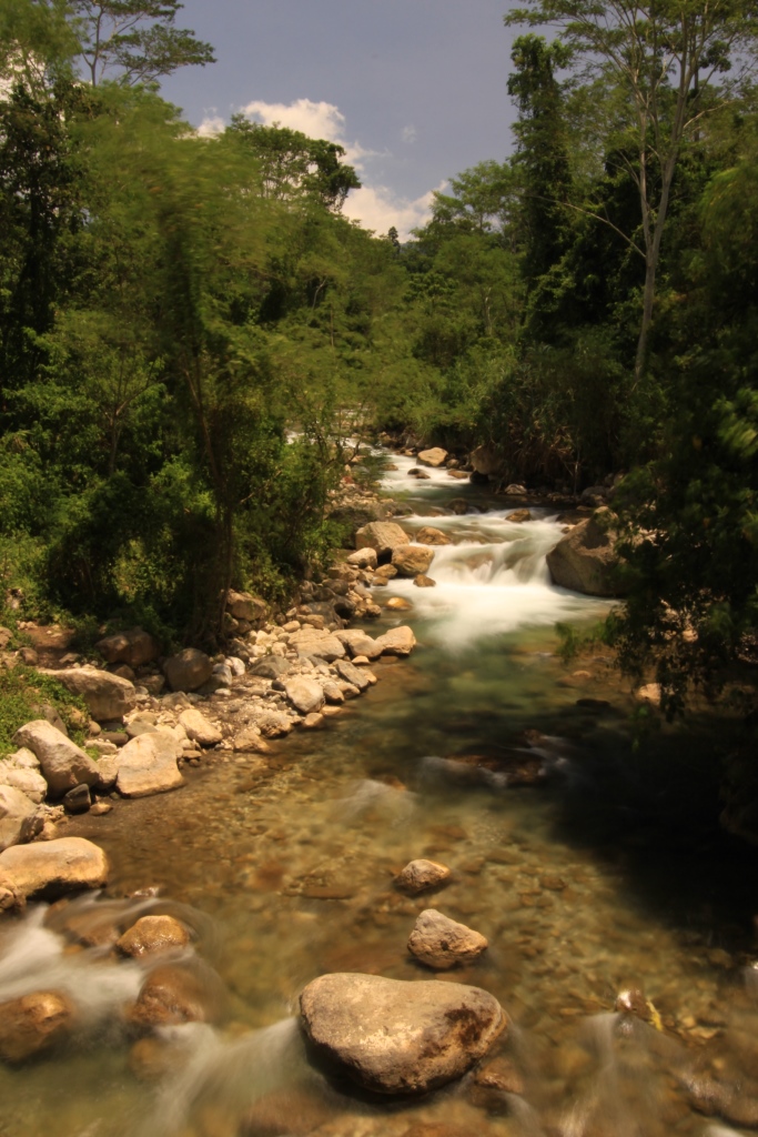 Lapinigan River